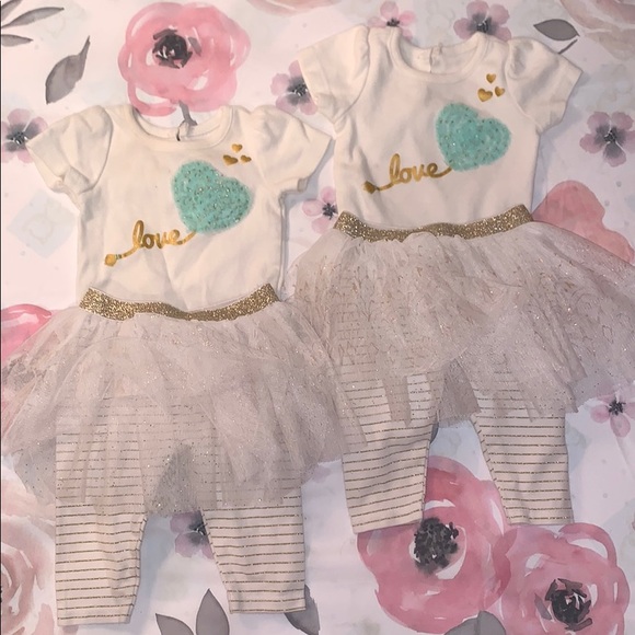 Baby Starters Other - Twin Girl Matching 0-3 month outfit